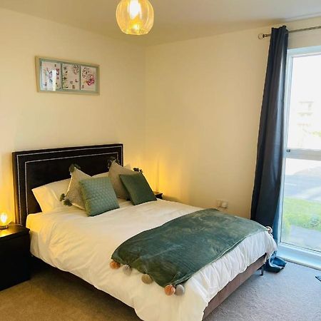 Deluxe 2-Bedroom Home Away Erith Extérieur photo