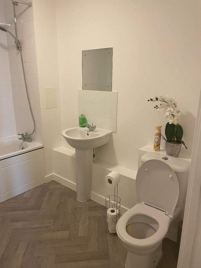 Deluxe 2-Bedroom Home Away Erith Extérieur photo